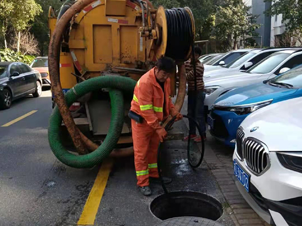 海港排污管道清淤